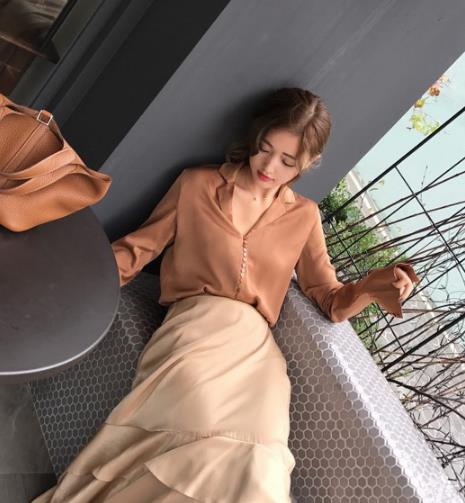 春款衬衫就要与众不同 时髦气质衬衫分享（图）