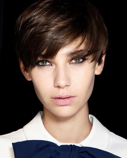 春季发型流行趋势 想要的发型都在这儿（图）