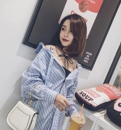 春季第一首选百搭时髦又性感的条纹衬衫（图）