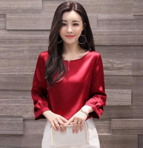 春季搭配是否出彩 这几款上衣至关重要（图）