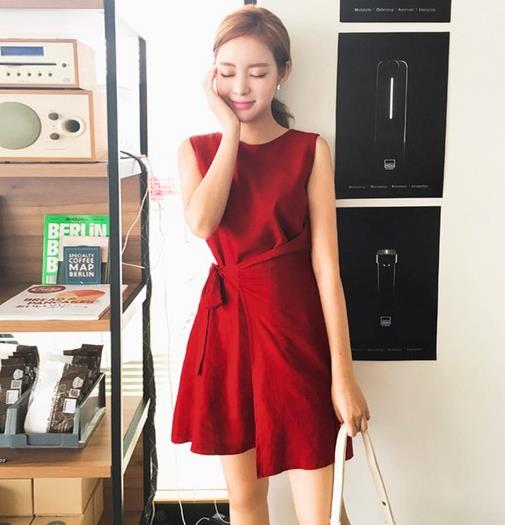 春装新品:性感花式露肩衬衫裙搭配示范(图) 春装新品:性感花式露肩衬衫裙搭配示范(图)