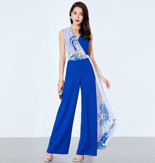 多功能雪纺短裤这样搭配上衣让夏天充满魅力