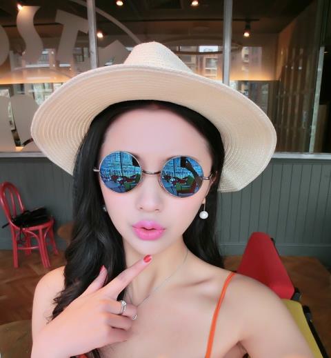 新款墨镜真的是潮到爆 防晒遮阳都ok（图）