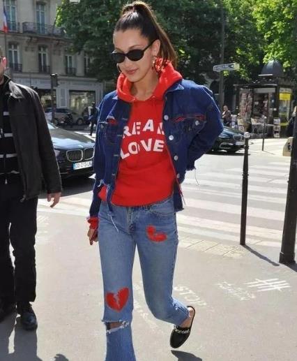 时尚女神教你一条牛仔裤的多种穿搭方式（图）