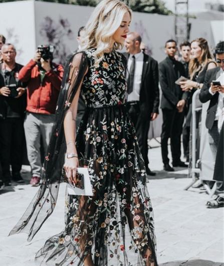 仙气薄纱半身裙搭配:俏皮又不失优雅(图) 仙气薄纱半身裙搭配:俏皮又不失优雅(图)