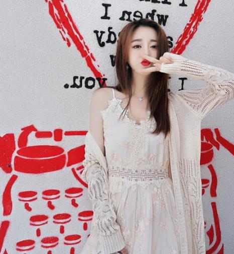 开衫搭配示范 春夏要美更要防晒（图）