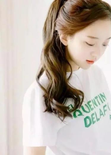 最有女人味的5款发型，看看你喜欢哪一款（图）