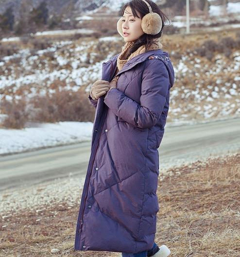 今年流行紫色鱼尾丝绒短裙 性感冷艳堪称一绝 