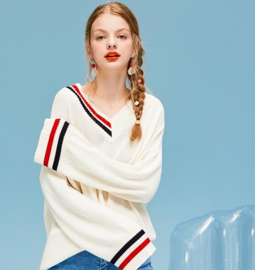 春天是穿毛衣的季节 毛衣怎么搭配都好看(图) 春天是穿毛衣的季节 毛衣怎么搭配都好看(图)