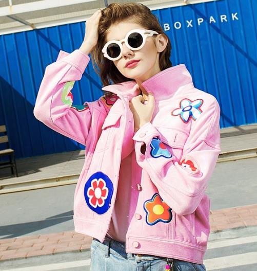 在春夏交替之际 入手一件时尚夹克外套吧 在春夏交替之际 入手一件时尚夹克外套吧