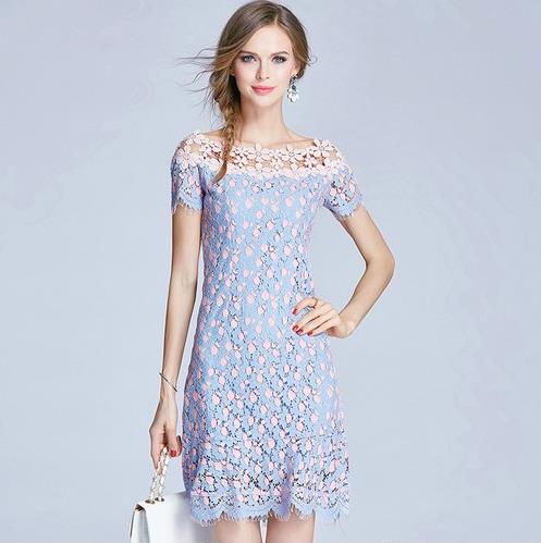 露肩蕾丝连衣裙让夏日美丽妖娆仪态万方（图）