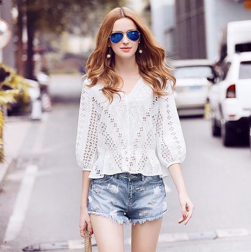 这样的衬衫是牛仔短裤的最佳搭档（图）