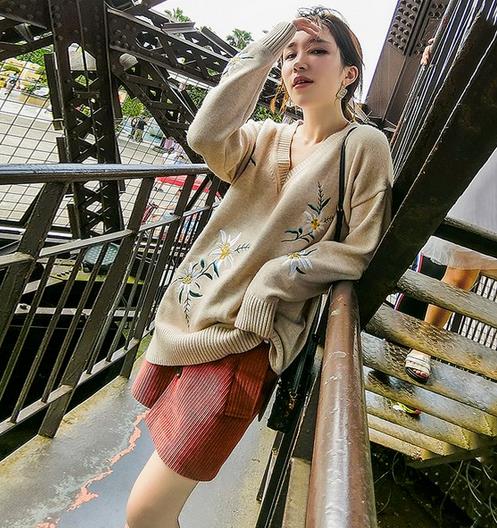 春款流行毛衣 百搭有范儿的毛衣搭配精选(图) 春款流行毛衣 百搭有范儿的毛衣搭配精选(图)