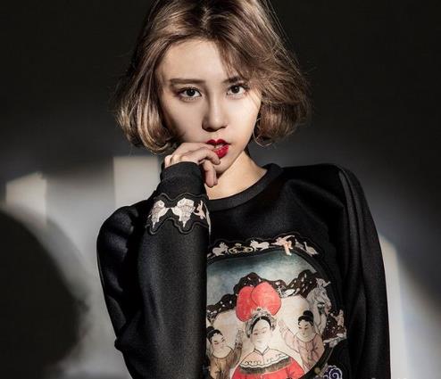 纠结卫衣怎么搭 春款卫衣搭配示范（图）