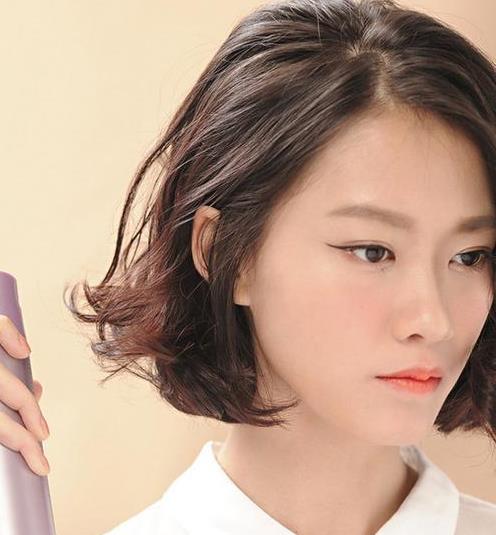 超模同款发型分享 韩式自然卷4步打造（图）