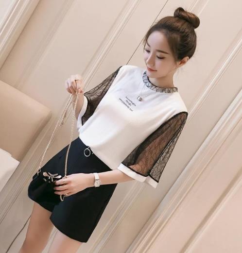 时髦的人只穿一件这样的T恤也能美上天（图）