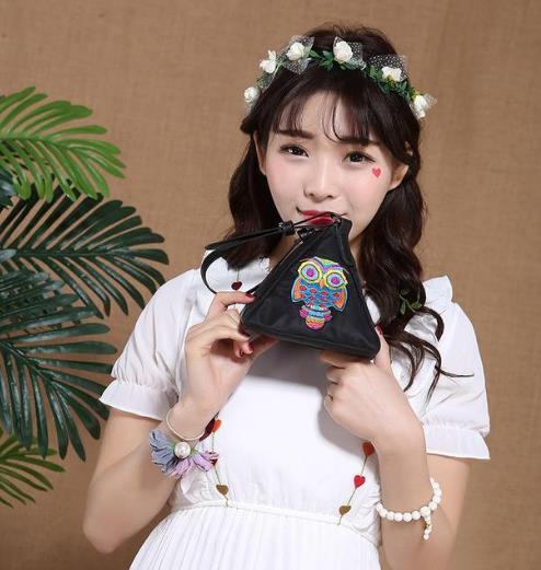 让出门简单方便就要必备这样的单肩斜挎包（图）