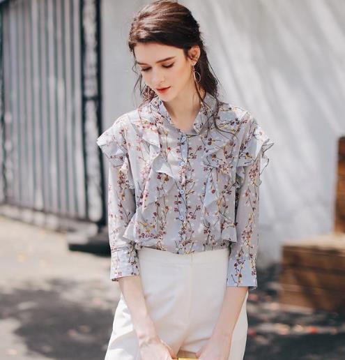 衬衫怎么穿都很美 赶紧入手一件时髦衬衫吧
