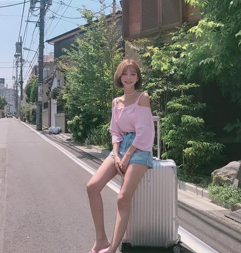 韩模特教你春季时髦穿搭示范（图）