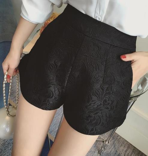 夏天别穿长裤了 今年流行气质显瘦的阔腿短裤 夏天别穿长裤了 今年流行气质显瘦的阔腿短裤
