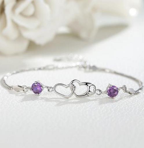 明星同款手链搭配 今年流行显白显气质的手链