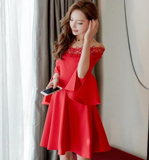 如何将红色连衣裙穿得美丽不俗气（图）