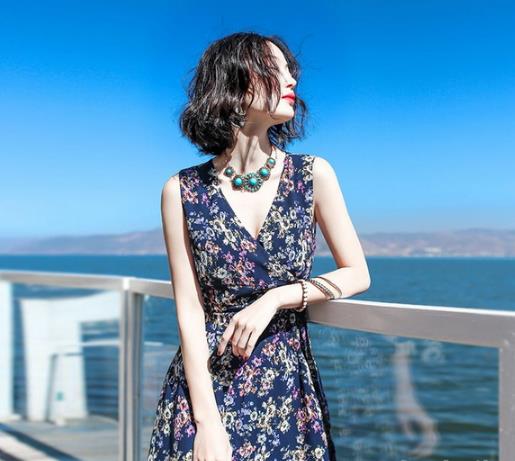 海边度假你需要一袭风情满满的波西米亚裙