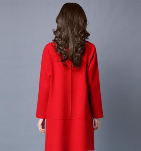 避免换季尴尬 这样的外套让你引人注目（图）