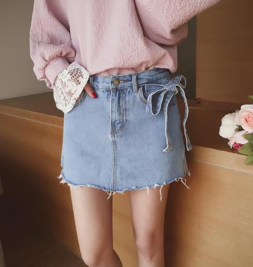 今年流行的半身裙让你显瘦又性感(图) 今年流行的半身裙让你显瘦又性感(图)