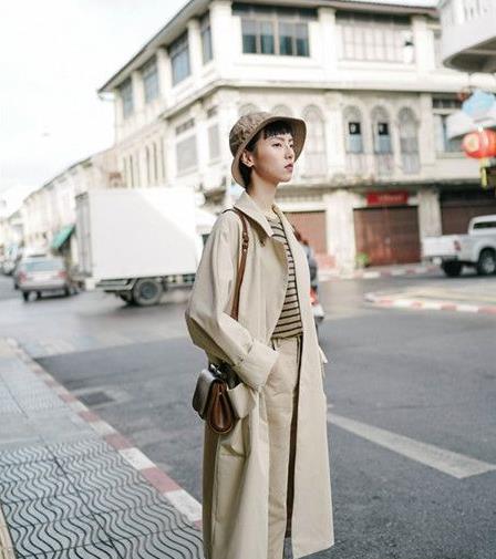 风衣什么颜色好看 六款气质风衣穿搭分享(图) 风衣什么颜色好看 六款气质风衣穿搭分享(图)