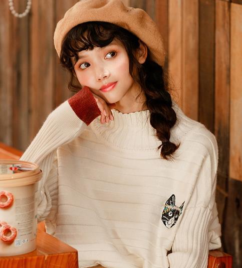 打底衫更有时髦感 时尚打底毛衣穿搭示范（图）