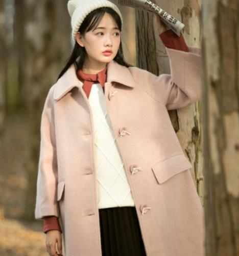穿对外套 微胖女生也能变苗条（图）