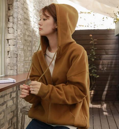 2018开春卫衣得这么穿才算潮（图）