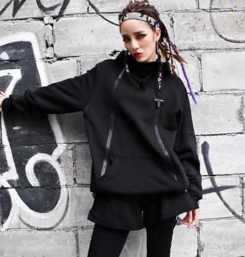 卫衣搭配什么裤子 5款显瘦减龄卫衣搭配示范（图）