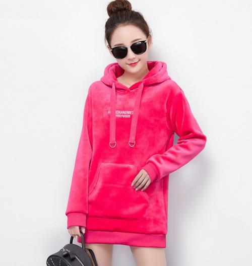 卫衣搭配什么裤子 5款显瘦减龄卫衣搭配示范（图）