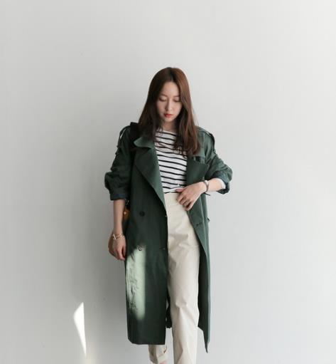 时髦外套怎么搭 优雅内搭开启撩人春季（图）