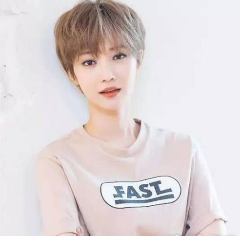 短发越短越酷越时尚 齐耳短发图片欣赏（图）