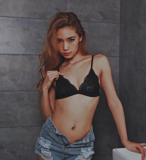 最近火爆的小背心 打造迷人的你（图）