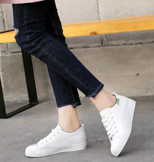 别再穿高跟鞋了 这几款运动鞋显高又时髦（图）