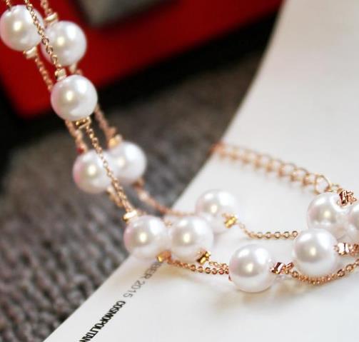 适合春季戴的个性水晶手链 时尚优雅(图) 适合春季戴的个性水晶手链 时尚优雅(图)