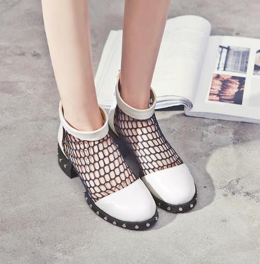 明星同款弹力袜子鞋 随便穿都比高跟鞋时髦(图) 明星同款弹力袜子鞋 随便穿都比高跟鞋时髦(图)