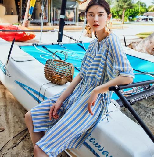 早春即将大火的衬衫裙:时髦显瘦又性感(图) 早春即将大火的衬衫裙:时髦显瘦又性感(图)