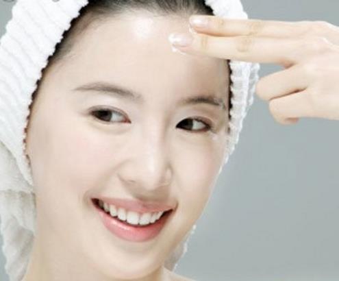 6个小步骤教你春天正确护肤(图) 6个小步骤教你春天正确护肤(图)