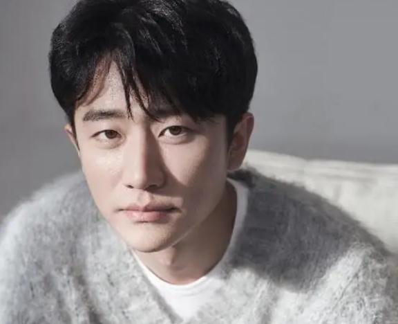 黄轩结婚了吗 现任女友是谁 黄轩结婚了吗 现任女友是谁