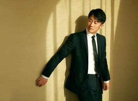 黄轩结婚了吗 现任女友是谁 黄轩结婚了吗 现任女友是谁