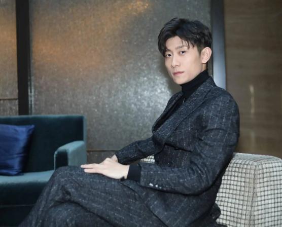 张一山现任女友是谁 张一山有几段恋情女友 张一山现任女友是谁 张一山有几段恋情女友