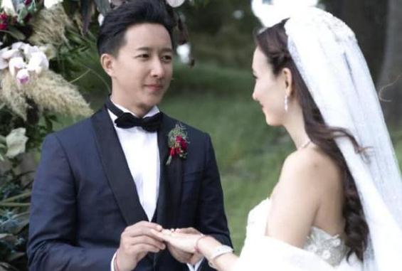 卢靖姗第一任丈夫是谁?卢靖姗韩庚什么时候在一起的 卢靖姗第一任丈夫是谁?卢靖姗韩庚什么时候在一起的