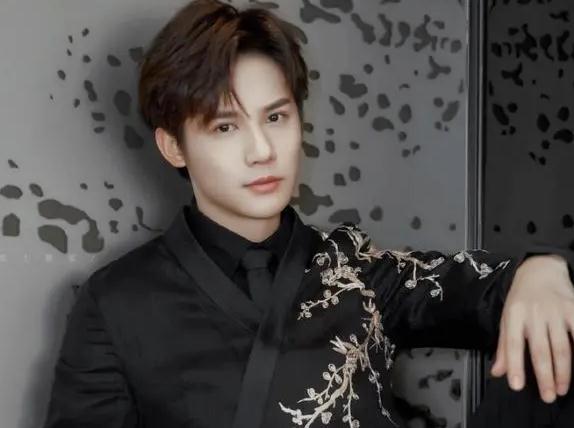 郑业成是谁旗下艺人 郑业成算几线艺人