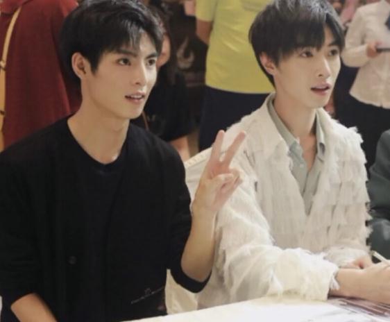 宋继扬王皓轩什么关系 两人传恋情是什么回事? 宋继扬王皓轩什么关系 两人传恋情是什么回事?