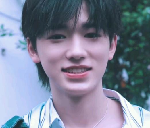 宋亚轩背景如何 宋亚轩人怎么样 宋亚轩背景如何 宋亚轩人怎么样